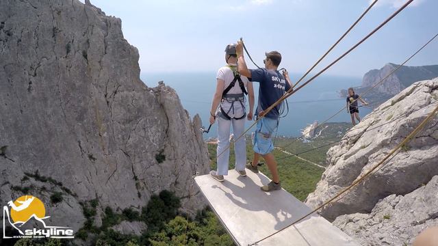 Максим Ilias-kay Rope jumping with Skyline x-team in Crimea смотреть онлайн