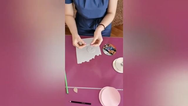 Настольная сказка из дисков "Три Поросенка" смотреть онлайн