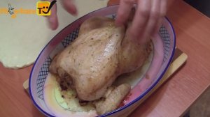 Курица в тесте запеченная в духовке / Рецепт блюда из курицы