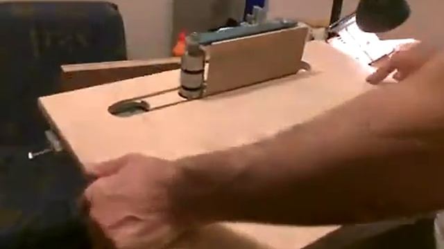 Шлифовальное приспособление к фрезерному столу. смотреть онлайн