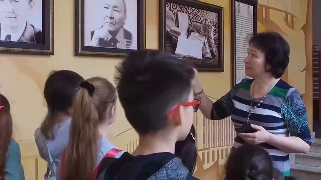 Чаепитие в библиотеке смотреть онлайн