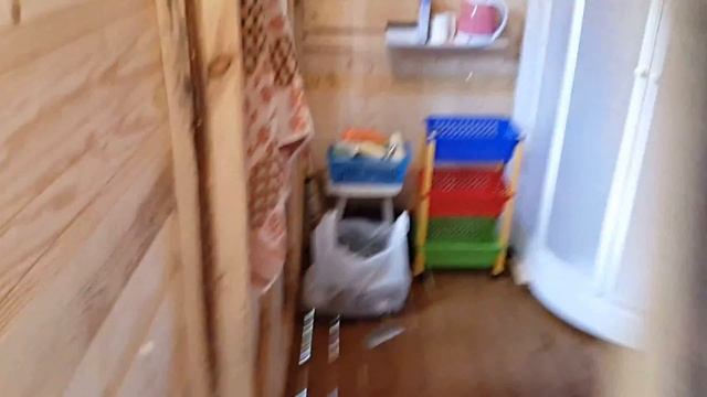 Дачный сан-блок из типовой бытовки. смотреть онлайн