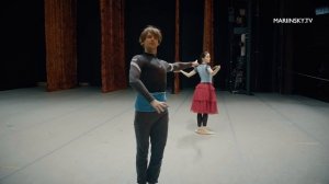 Nadezhda Batoeva and Vladimir Shklyarov rehearsing Don Quixote (repetiteur Galina Kekisheva)