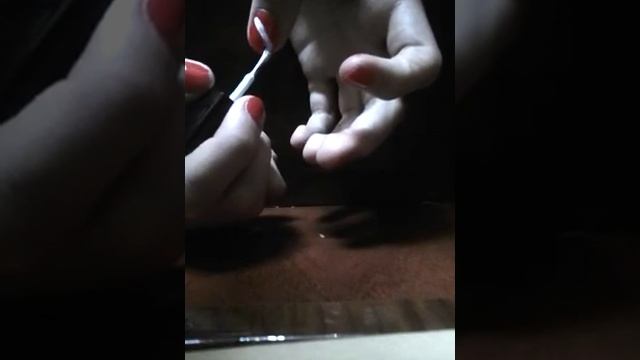 DIY:Маникюр кораловый,, с белыми полосками♔ смотреть онлайн