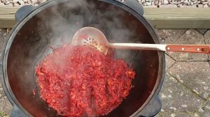 Постный борщ по украински в казане на костре