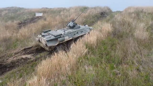 Zапишись на службу по контракту! Приморье своих не бросает! смотреть онлайн