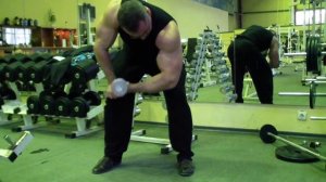 Александр Ярмоленко тренировка рук бицепс Арнольда