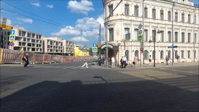 Москва. Прогулка по Пятницкой улице (Pyatnitskaya street) 10.06.2019 смотреть онлайн