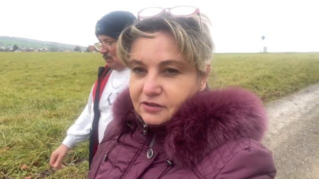 Наш выходной,заказали обед в ресторане,Kitchen Aid,отлично прогулялась,что волнует Володю?Юморист