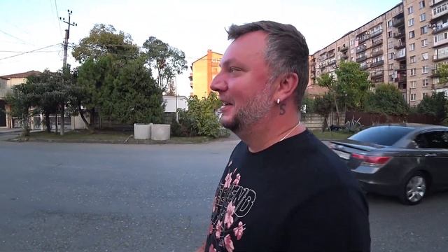 АБХАЗИЯ. МЫ В ШОКЕ! СУХУМ-ГОРОД КУРОРТ!? ЦЕНТРАЛЬНЫЙ ПЛЯЖ И НАБЕРЕЖНАЯ. ЦЕНЫ НА ЕДУ.