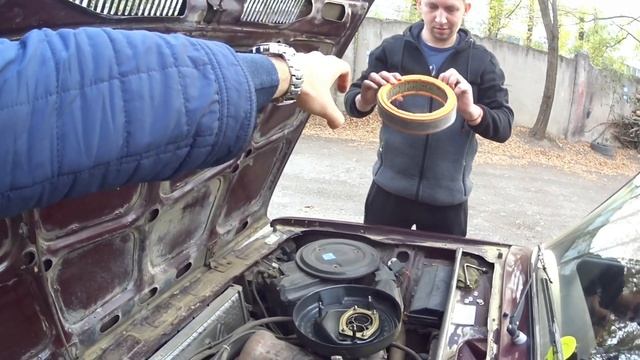 Металлические арки с VW jetta на акцент. Пропуски зажигания. Чистка свеч. смотреть онлайн