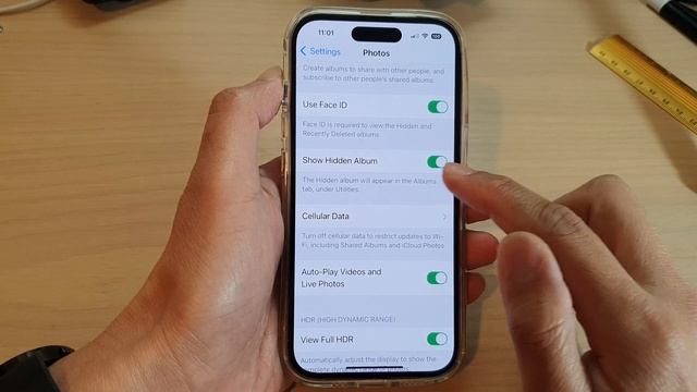 iPhone 14's/14 Pro Max: How to Show/Hide Hidden Album In Photos смотреть онлайн