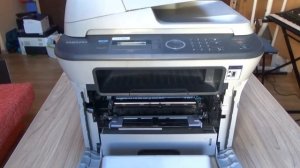 Samsung SCX-4824FN SCX-4825FN SCX-4828FN Remove and replace toner cartridge