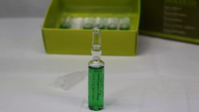 Salerm Cosmetics  ampolleta mega acondicionadora  Carlos Juárez