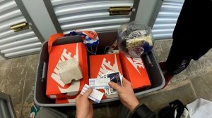 Купили склад любителя музыки и спорта. Аукцион контейнеров в США