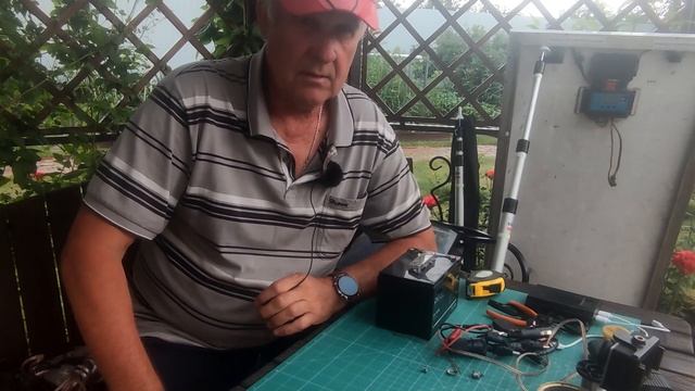 Солнечная панель для автопутешествий для новичков без законов Ома. смотреть онлайн