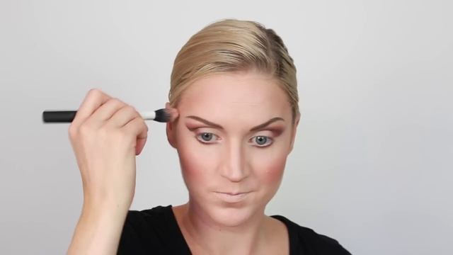 Theatrical Makeup: Contour and Highlight for the Stage смотреть онлайн