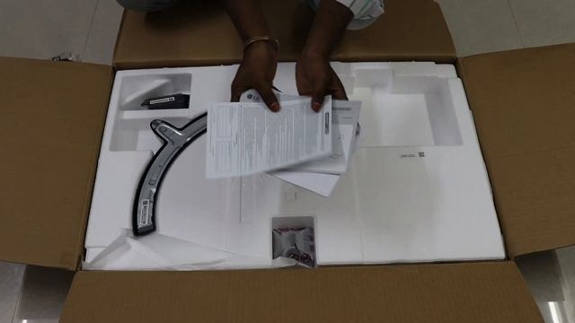 Lg 32 inches Full HD LED Monitor Unboxing and Overview. TV and Monitor by techsmartintelugu смотреть онлайн