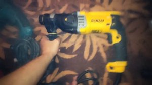 Перфоратор DeWalt D25143K  обзор /лучший в своей категории/