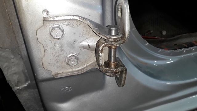 Ремонт петли хендай акцент, устранение люфта,  установка рем комплекта