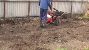 Погрузчик на МТЗ 09Н без гидравлики или как дурная голова рукам покоя не дает)))