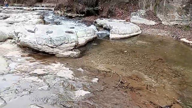 Кисловодск. Мостик "Дамский каприз" в Национальном парке. 6.12.2023 г. смотреть онлайн