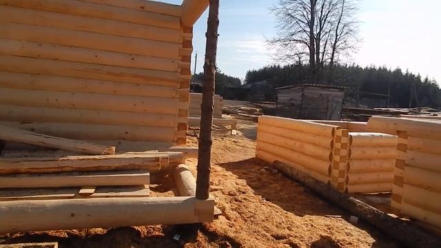 Сруб дома из бревна 5х6, 6х6, с террасой от производителя. смотреть онлайн