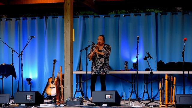 Mary Youngblood performing "Silent Wolf" at Flutestock 2023 смотреть онлайн