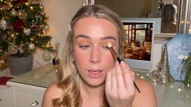 Bobbi Brown Holiday Collection 2023: Luxe Makeup Review | Festive Beauty Must-Haves! ✨