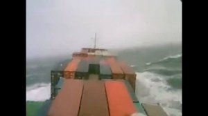 ШТОРМ.Вид с капитанского мостика