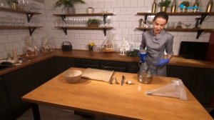 Профитроли с муссом из сливочного масла и икрой