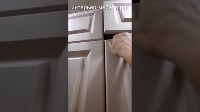 Шестидверный распашной шкаф с антресолями в прихожую