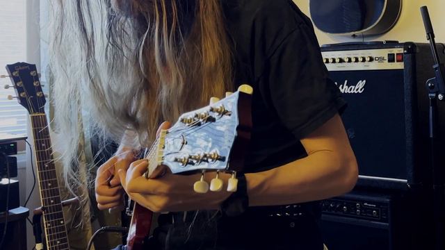 Is SG Junior a lesser version of the SG Special? смотреть онлайн