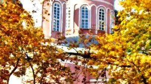 Жаркий огонь полыхает в камине (Дождик осенний), Елена Камбурова, Донской монастырь осенью