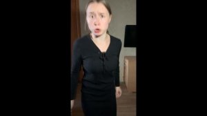 Басня О. Емельяновой "Старушка и голуби"; читает Валерия Светлакова