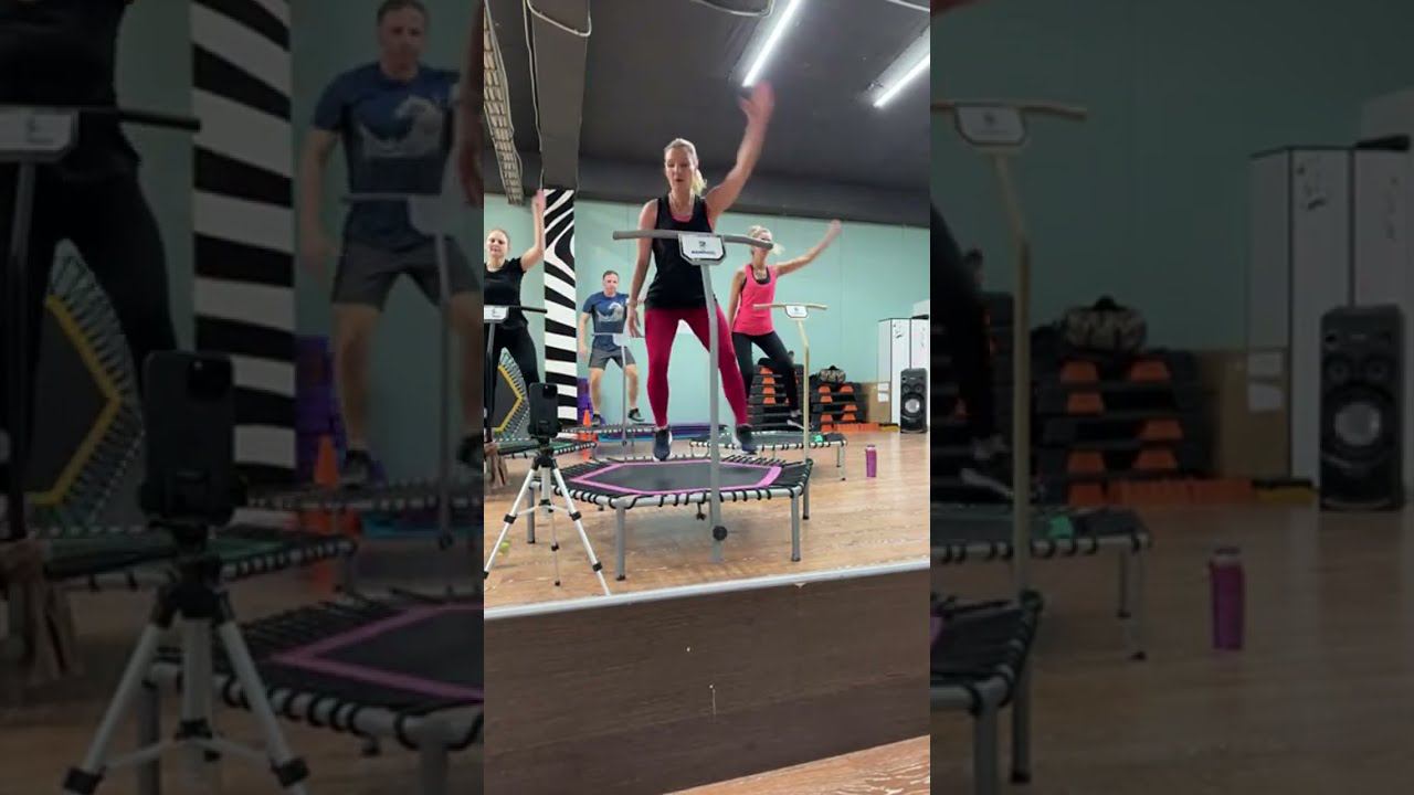 Jumping тренировка, джампинг фитнес. Похудеть легко , - 600 ккал за тренировку !