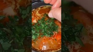 Мама Жанна приготувала дуже смачний том ям по новому рецепту