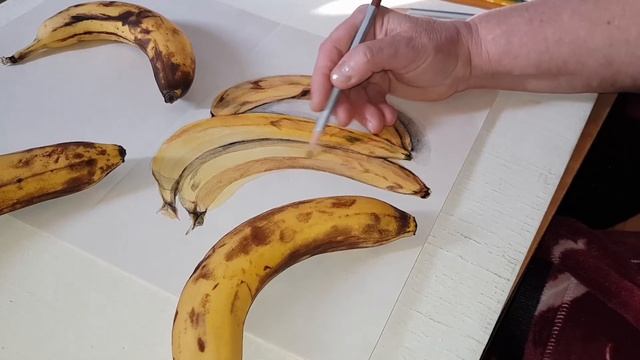 Рисуем бананы. Акварель. Карандаш.