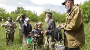 За малиной в бывшие колхозные сады – малинный нынче год.  30. 07. 2018