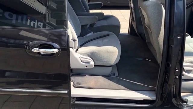 Kia Carnival 2.5 V6 EX смотреть онлайн