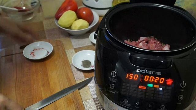 Гуляш с болгарским перцем и картофелем в мультиварке смотреть онлайн