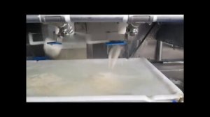 Ко-экструдер для производства фрикаделек с начинкой и без. В основе продукции на видео - рыбный фар