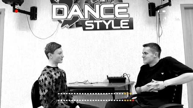 Максим VooDoo - вог, конфликт с отцом, смысл татуировок//ИНТЕРВЬЮ ШКОЛЬНИКА смотреть онлайн