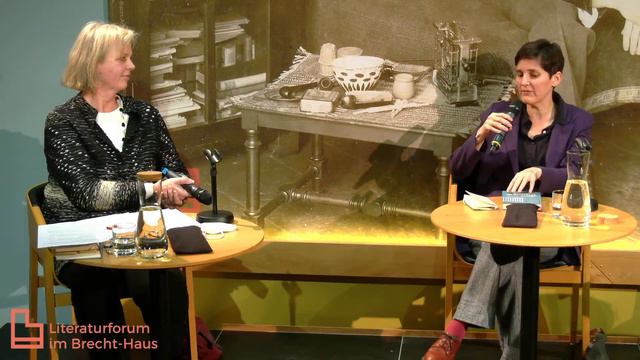 Ein Zimmer für sich? Wohnen und Schreiben in einer Stadt im Wandel смотреть онлайн