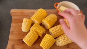 Кукуруза запеченная в духовке с маслом и травами