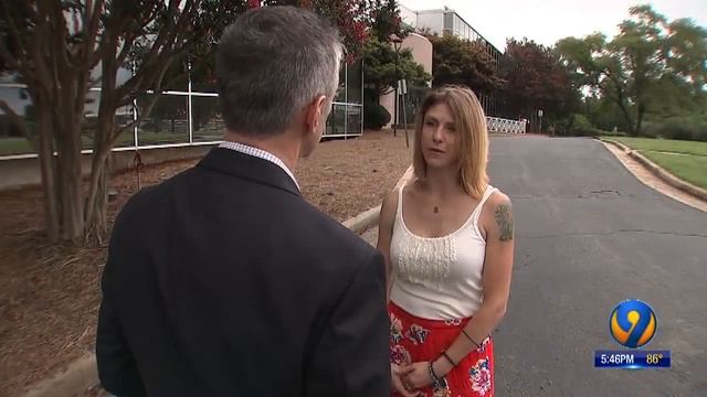 Charlotte woman says SUV stalled in middle of road, pushes for recall of more models смотреть онлайн