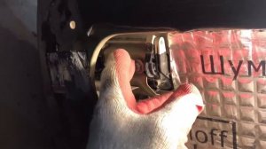 Как снять наружную ручку двери на автомобиле Daewoo Nexia