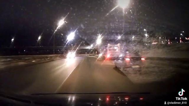 ?Что думаете насчёт запрета электросамокатов???? Или введение прав на управление??????? смотреть онлайн