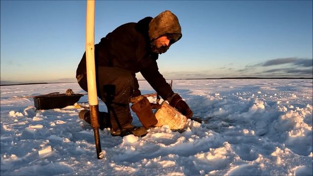 Домик на льду Начало строительства Рыбалка смотреть онлайн