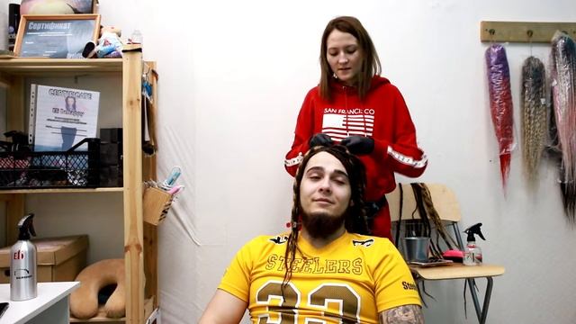 Да да врачи тоже заплетают дреды. Dreadlocks смотреть онлайн